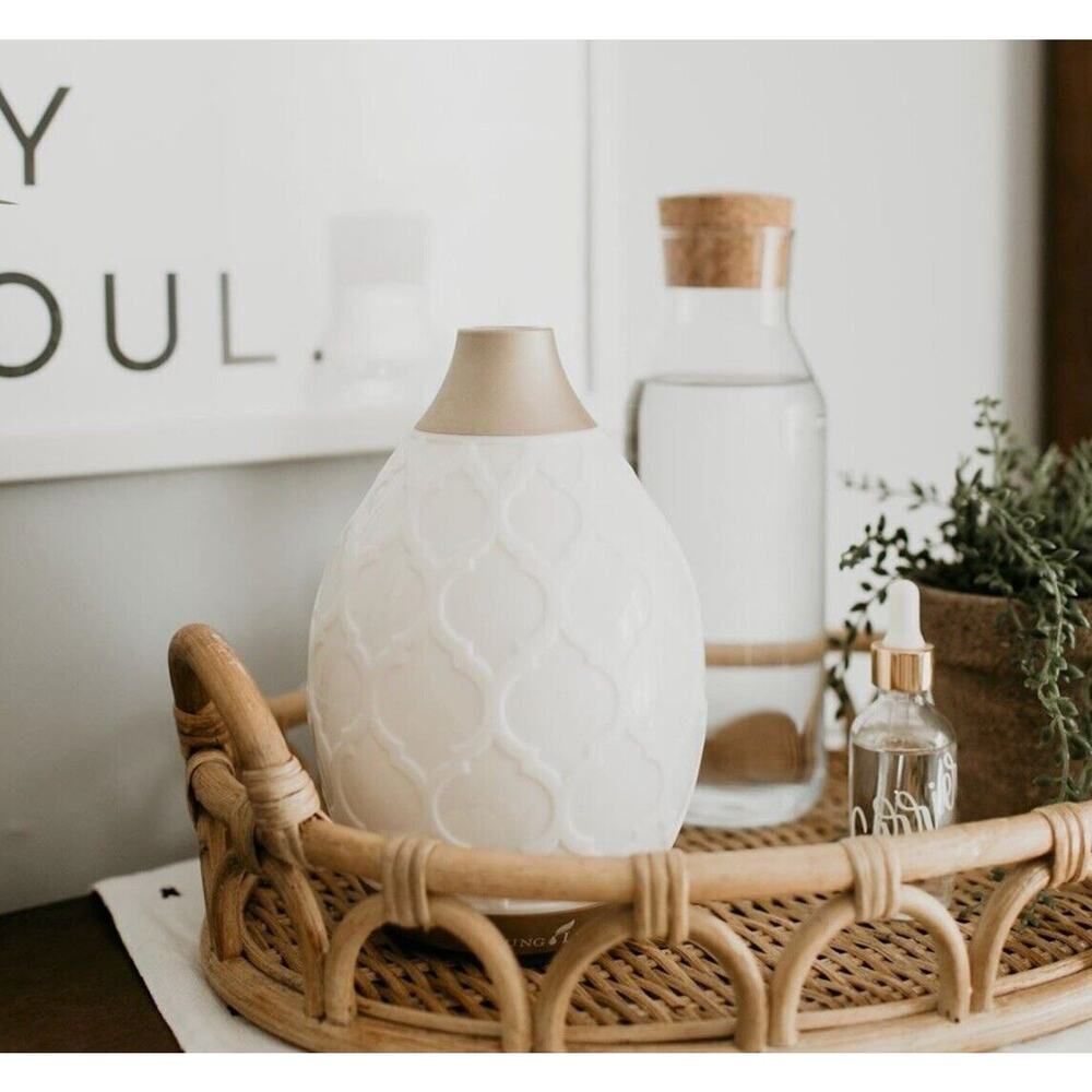 Young Living Desert Mist White Ultrasonic Essential Oil Diffuser Color Changing